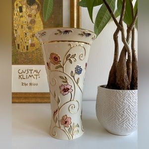 LENOX Gilded Garden Collection 9.5” Medium Vase